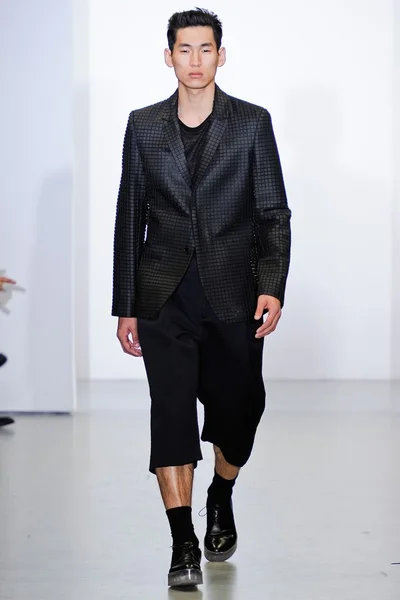 Look 40